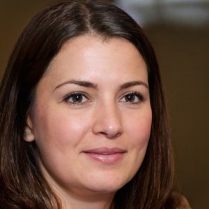 Before and after results of using Neotonics for clearer skin and improved gut health balance